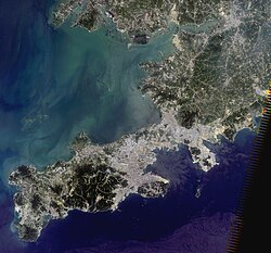 Далянь и его окрестности, космический снимок LandSat-5, 3 августа 2010