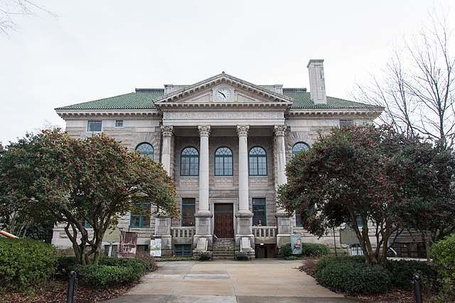 Old DeKalb County Courthouse