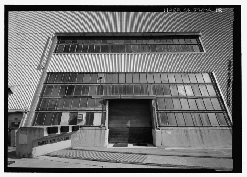 File:Detail of door and window bay on west facade. View toward east. - Naval Air Station Moffett Field, Hanger No. 1, Cummins Avenue, Moffett Field, Sunnyvale, Santa Clara County, CA HAER CA-335-A-12.tif