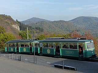 Estación de montaña del tren cremallera Drachenfelsbahn