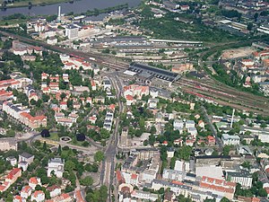 Bahnhof Dresden-Neustadt: Lage, Aufbau, Geschichte