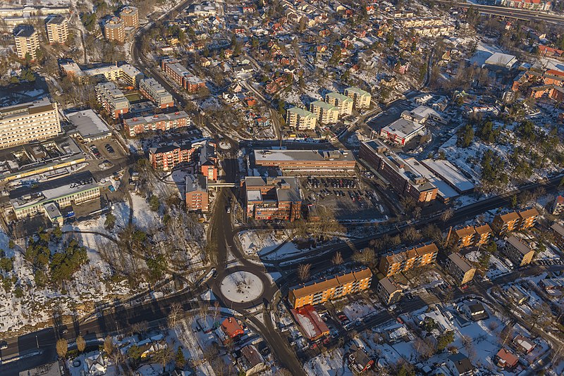 File:Ektorp Centrum February 2013.jpg