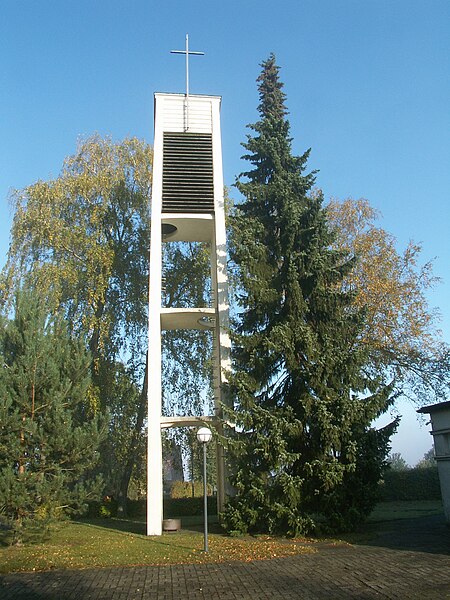 File:Falkendiek Trinitatiskirche Turm.jpg