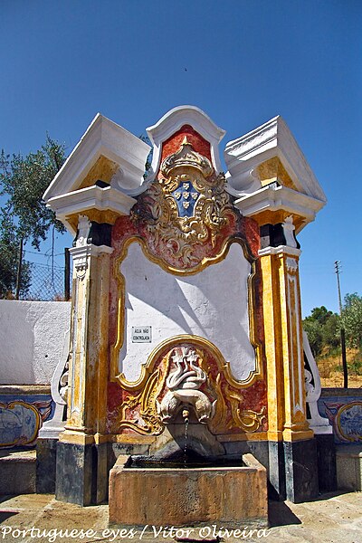 File:Fonte do Vassalo - Arronches - Portugal (13807756454).jpg