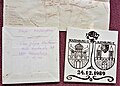 Geschenke für Andree Werder anlaesslich der Feier der Aufhebung der Visapflicht DDR am 24. Dezember 1989 in Boizenburg.jpg