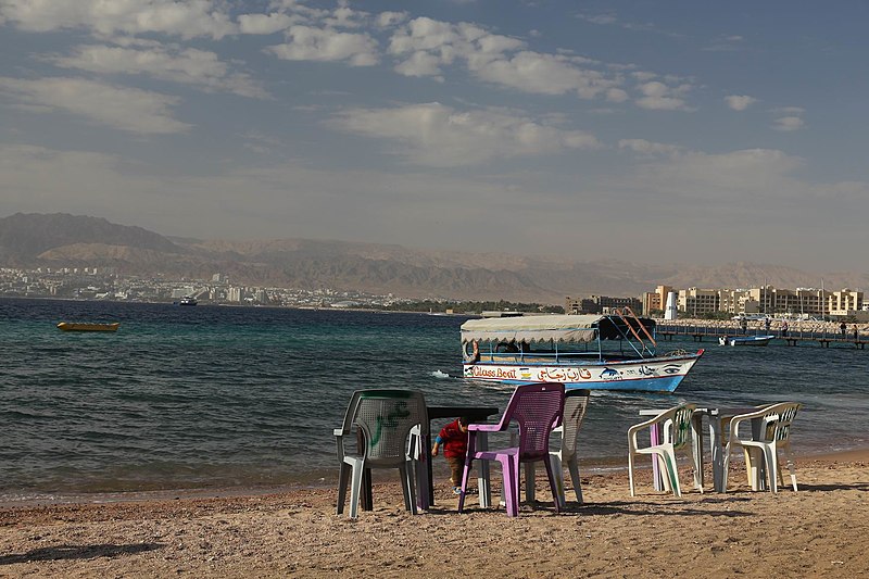 File:Ghandoor Beach - panoramio (1).jpg