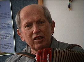 Гиль Алдема в 2001 году