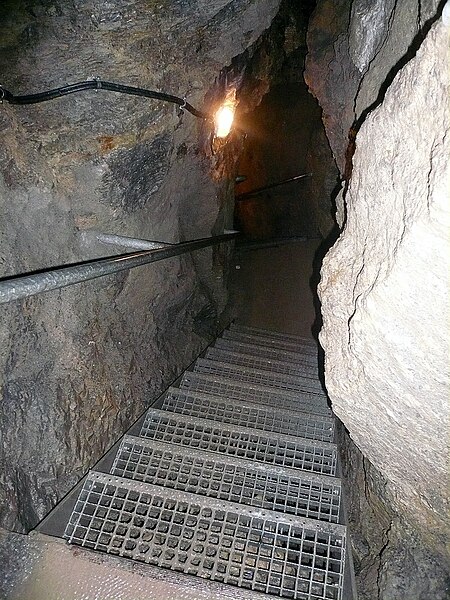 File:Goetz-Höhle, 10.jpg