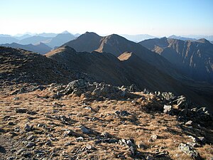 Rettlkirchspitze or Keinhart (middle) and eastern pre-summit (right of it) from the south (Greim)