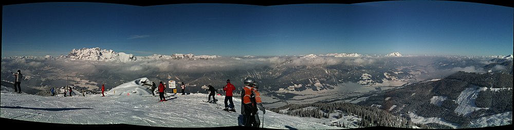 Panorama Schladming z tras narciarskich