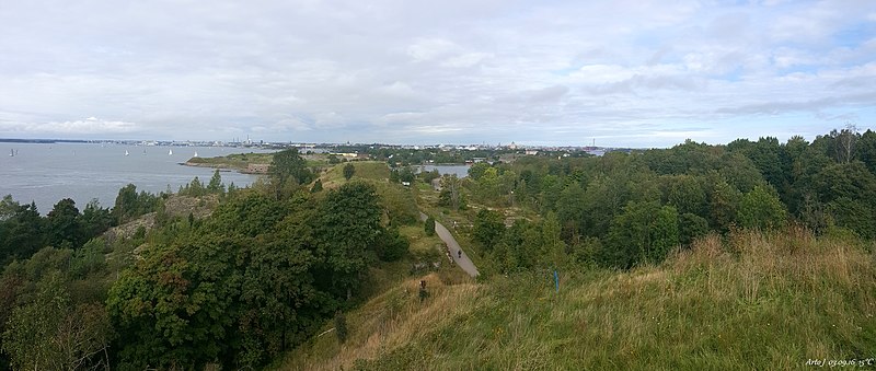 File:Helsinki - Vallisaari Nature - panoramio.jpg