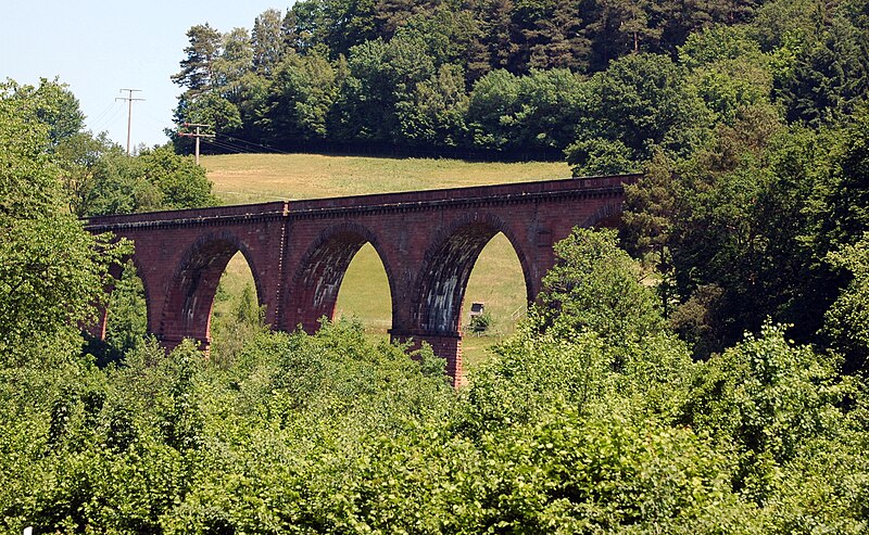 File:Hetzbach - Himbächel-Viadukt.JPG
