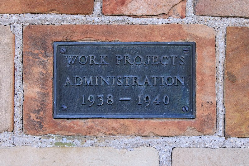 File:Huckabay High School WPA Plaque.jpg