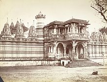 The temple circa 1880 Huttising's Jain Temple, Camp Road, Ahmedabad (c. 1880).jpg