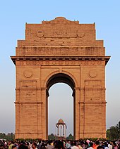 India Gate i New Delhi 03-2016.jpg