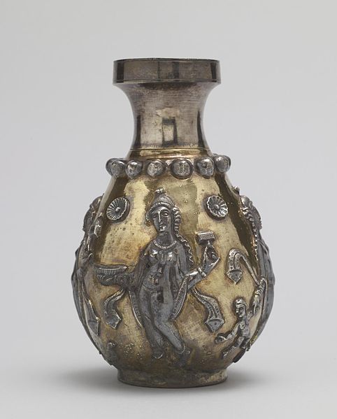 File:Iranian - Bottle - Walters 571923 - View B.jpg