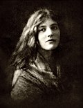 Thumbnail for Iseult Gonne