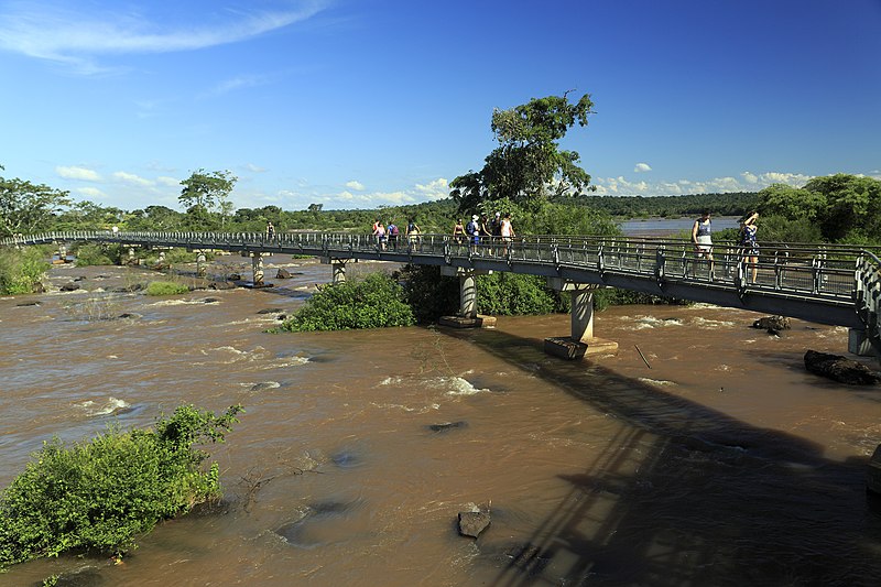 File:J31 112 Neue Brücke zum Mirador San Martín.jpg