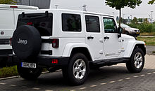 2013 Wrangler Unlimited 2.8 CRD Sahara Jeep Wrangler Unlimited 2.8 CRD Sahara (JK) - Heckansicht, 25. August 2013, Dusseldorf.jpg