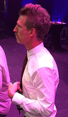 Josh Meyers at Boom Chicago's 25th anniversary at Carre (cropped).jpg