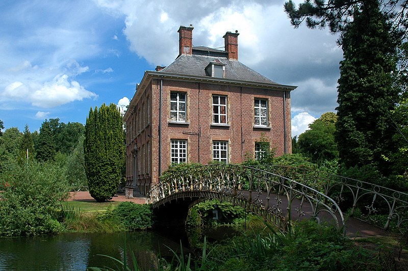 File:Kasteel van Berlare zuidgevel.jpg