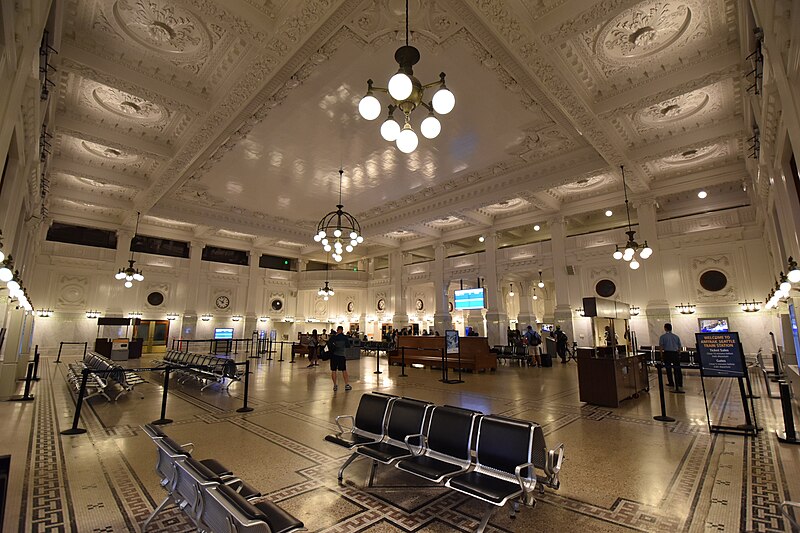 File:King Street Station 16.jpg