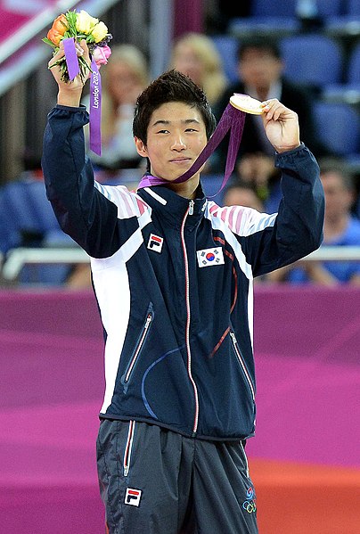 Yang Hak-Seon captures South Korea's first ever gold medal in artistic gymnastics.