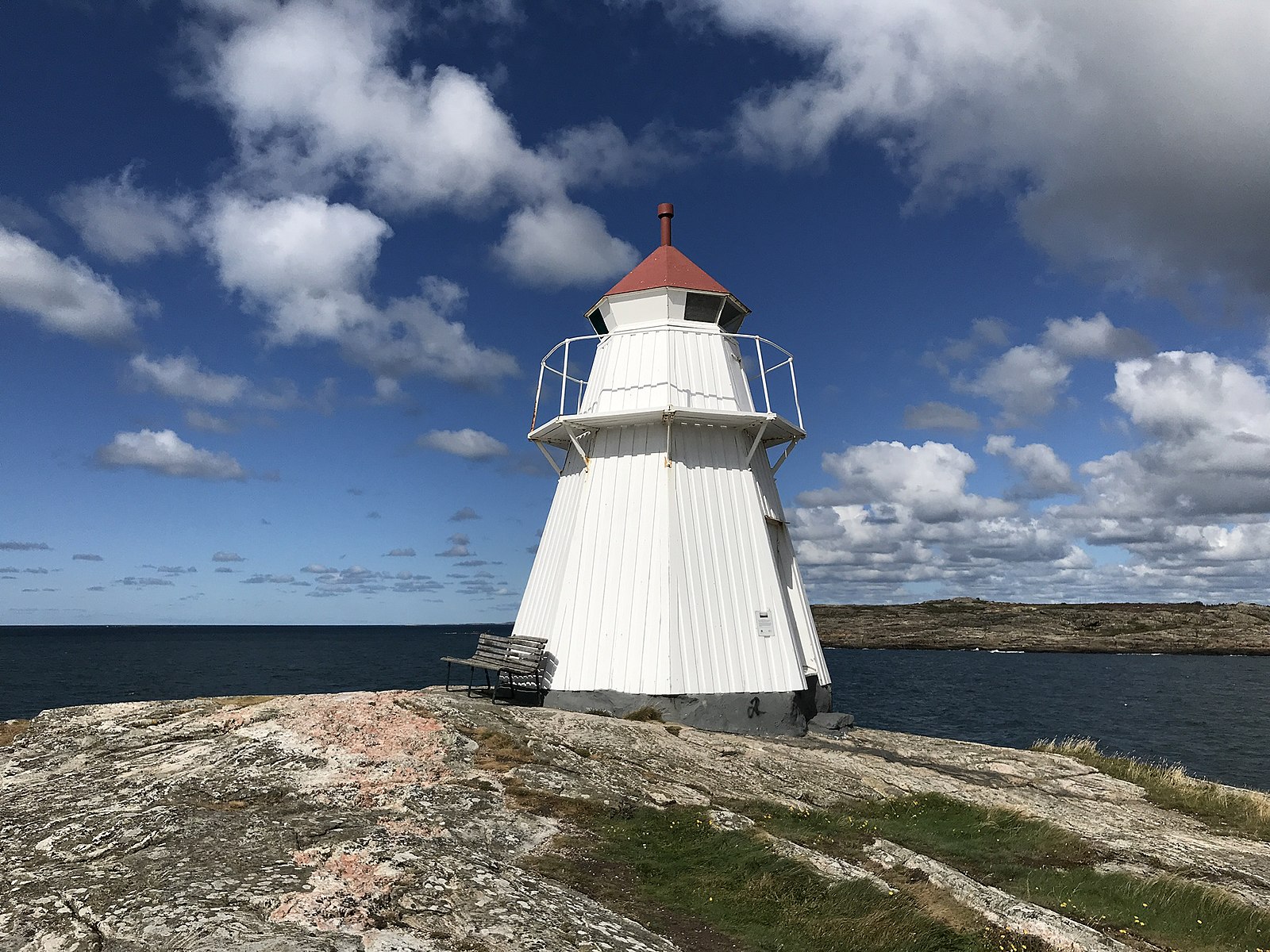 Fyr. Tungenes fyr Lighthouse. The Lighthouse. Маяк Суббебергет Варберг в Швеции фото. Synne Krokstad.