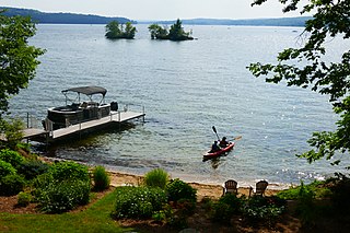 <span class="mw-page-title-main">Lake Winnisquam</span> Lake in Belknap County, New Hampshire