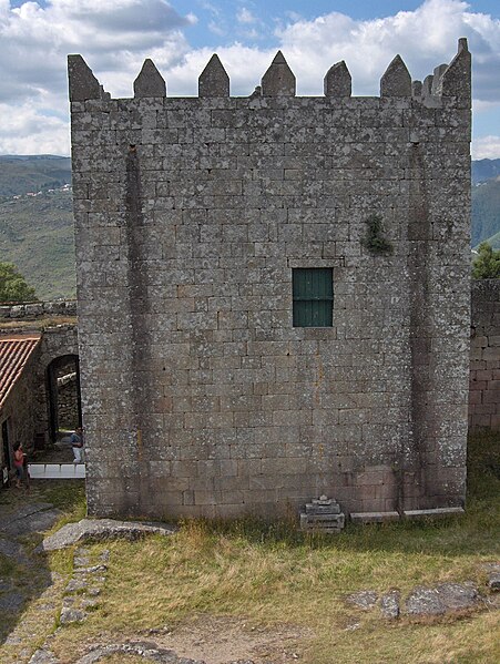 File:LindosoCastle1.jpg