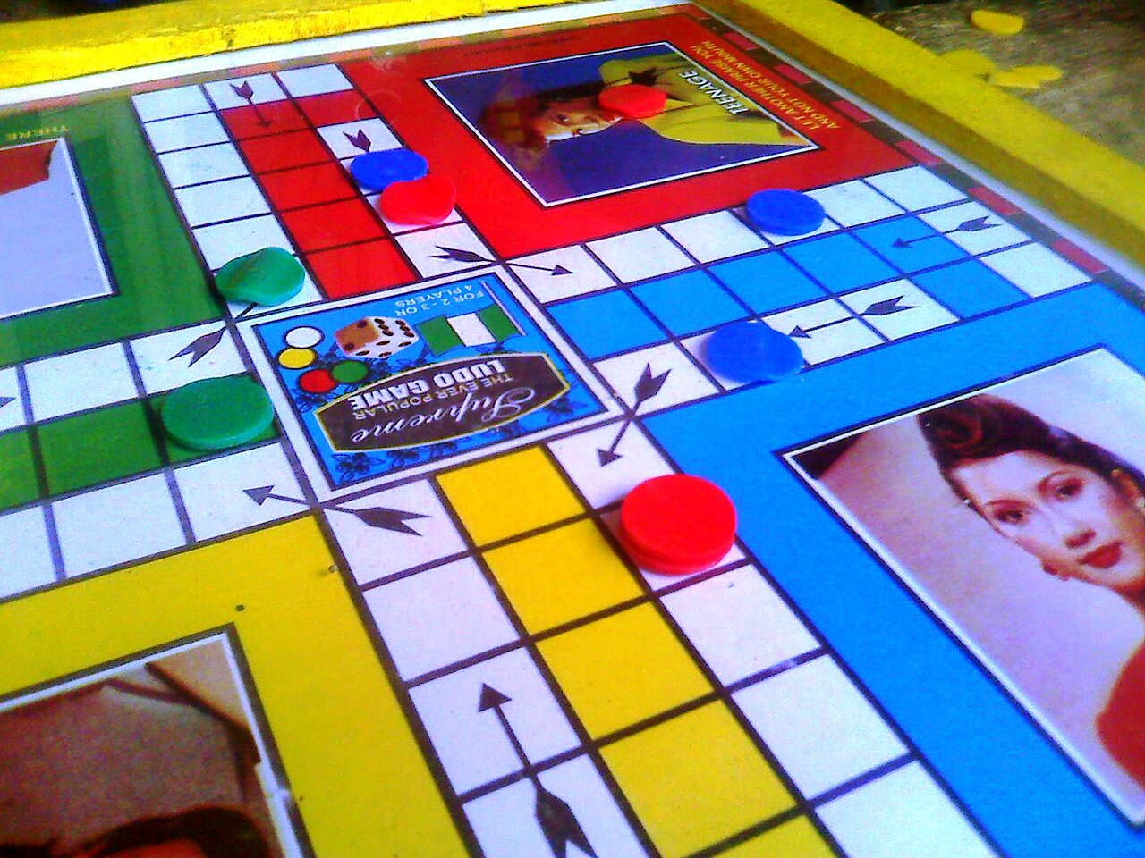 File:How To Play Ludo King With Friends Online.png - Wikimedia Commons