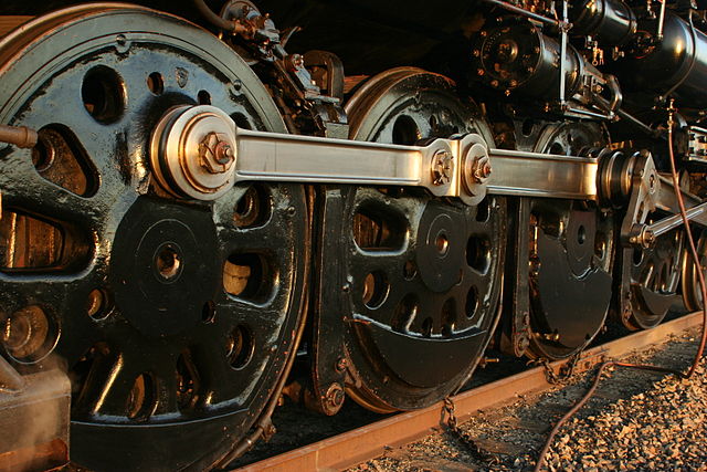 Half of the driving wheels of Milwaukee Road 261