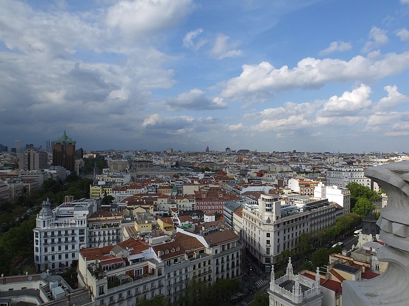 File:Madrid - 40888267763.jpg