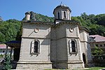 Manastirea Stanisoara, jud. Valcea.jpg
