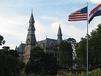 How to get to Park College with public transit - About the place