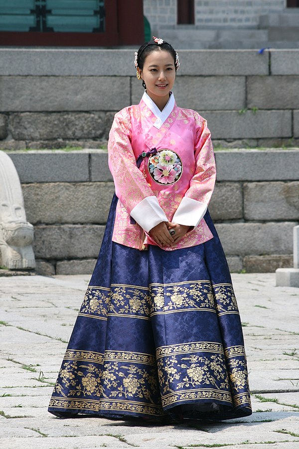 Moon Chae-won at a photoshoot for the series