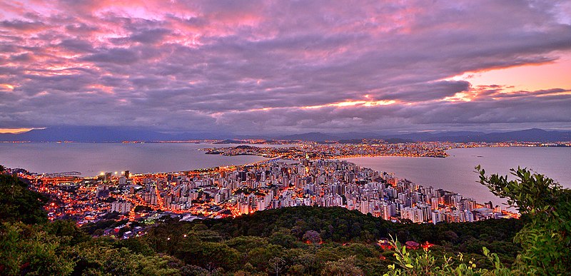 File:Morro da Cruz, Florianópolis - SC, Brazil - panoramio (cropped).jpg