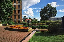 Moscow, MNIRTI building from Morozovsky Garden (30727843783).jpg