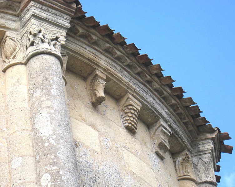 File:Moulis-en –Médoc, Gironde, église Saint Saturnin bu IMG 1433.jpg