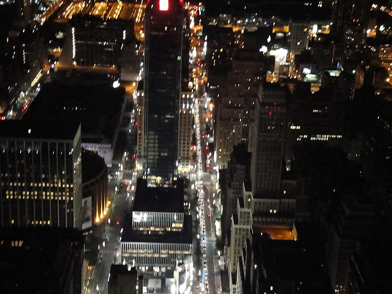 File:Night view from Empire State Building observatory in Manhattan, New York City, United States (9891154304).jpg