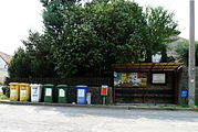 Čeština: Autobusová zastávka ve vsi Nový Svět u Dolní Cerekve, okres Jihlava. English: Bus shelter in the village of Nový Svět, Jihlava District, Vysočina Region, Czech Republic.