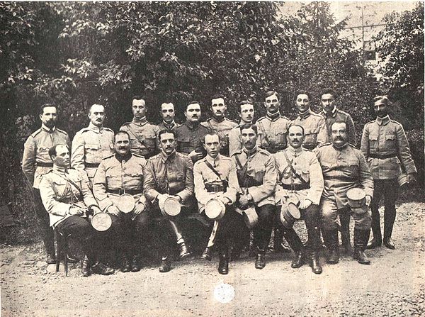 Ion Antonescu (bottom row, center) with the other officers of the Section "Operations" of the wartime General Staff (Marele Cartier General), end of M
