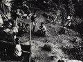 Opgravingen in de grot van Leang Petta op Zuid-Celebes, KITLV 164510.tiff