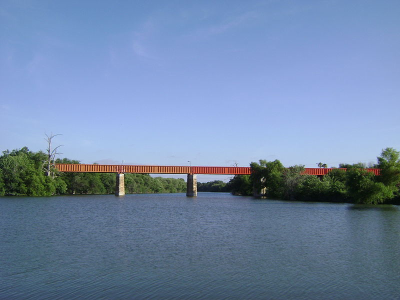 File:PUENTE ROJO DEL FERROCARRIL 01.JPG