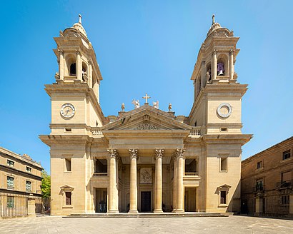 Com arribar a Catedral De Pamplona amb transport públic - Sobre el lloc