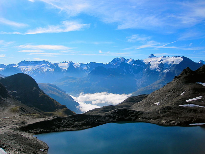 File:Panorama au parc national de la Vanoise.JPG