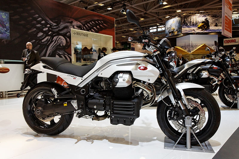 File:Paris - Salon de la moto 2011 - Moto Guzzi - Griso 8V - 001.jpg