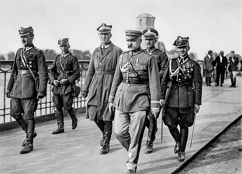 File:Piłsudski May 1926.jpg