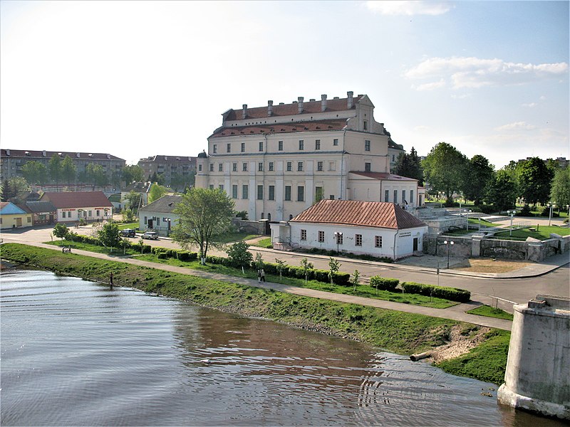 File:Pinsk Jesuit collegium.jpg