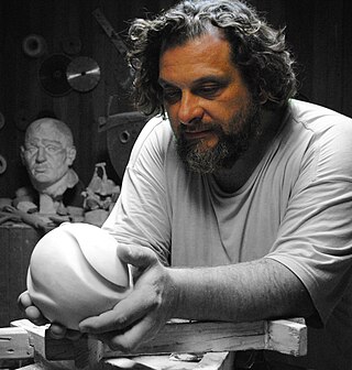 <span class="mw-page-title-main">Mihailo Stošović</span> Serbian sculptor (born 1971)